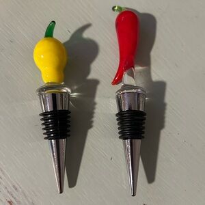 sandralexandra
BOTTLE STOPPERS SET OF LEMON & CHILLI NIB